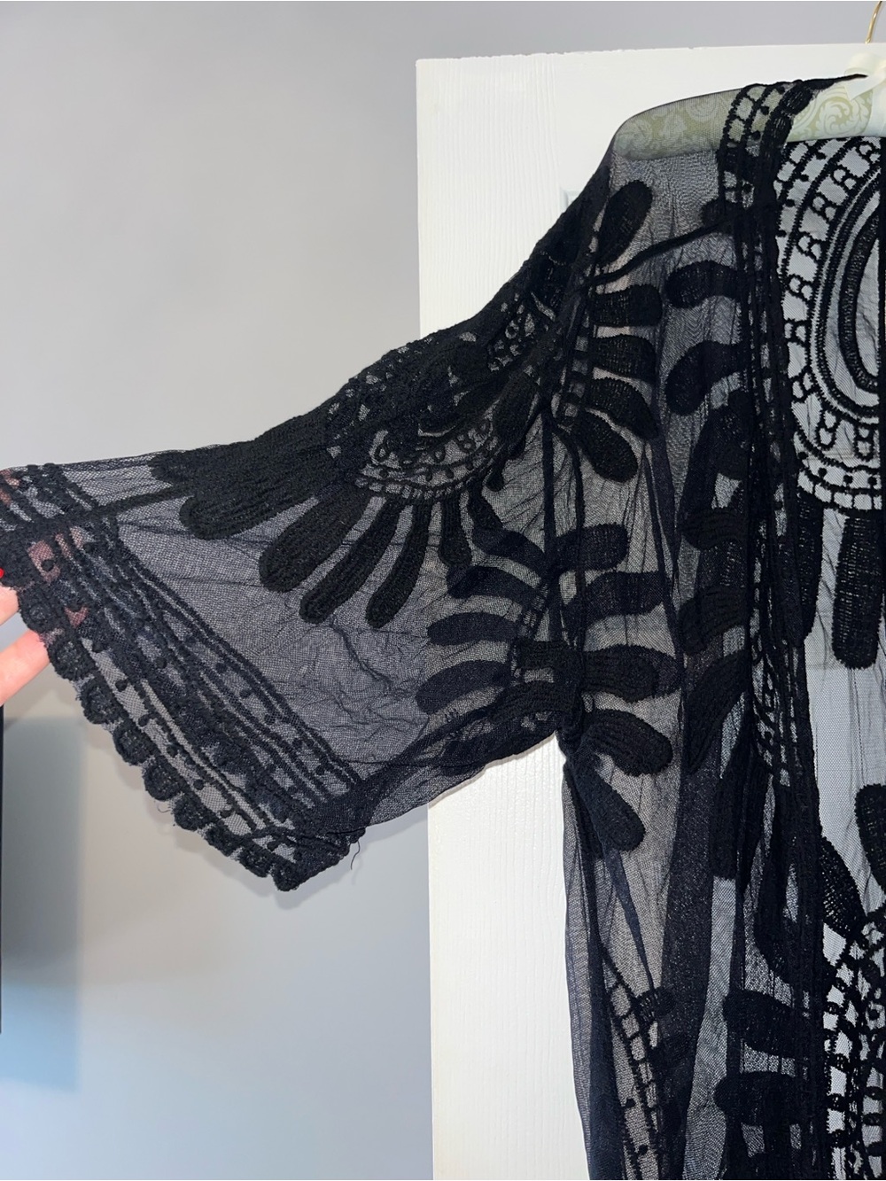 Maxi lace swim cover-up - Picture 3 of 4